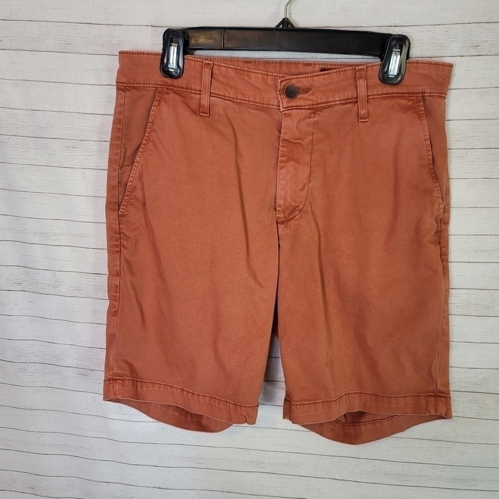 AG ADRIANO GOLDSCHMIED RUST ORANGE FLAT FRONT KHAKI SHORTS, SZ 29